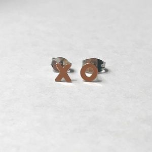 XO Earrings